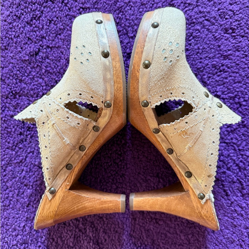 Gold Mules - CYD for Anthropologie - Picture 2 of 10